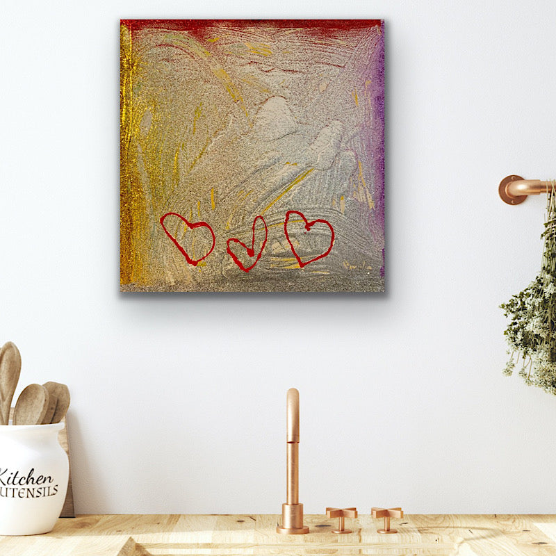 Family Heart - Painting, acrylic and glitter on plywood, 2021 (23,5"x23,5)